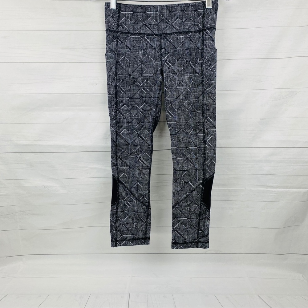 Lululemon| Crop Leggings - Picture 1 of 9